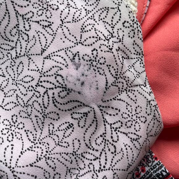 Maurices White / Pink Halter Tank Top Size Large - Picture 6 of 11